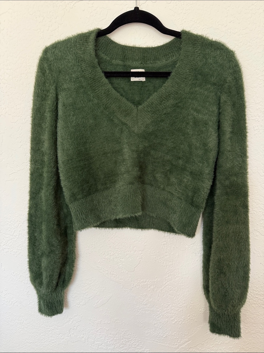 Sunday Best V-Neck Fuzzy Crop Sweater - Green